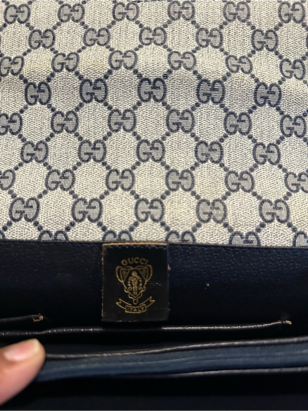 Vintage Gucci Navy & Beige GG Canvas Crossbody Red-Navy Web Stripe - Picture 8 of 9